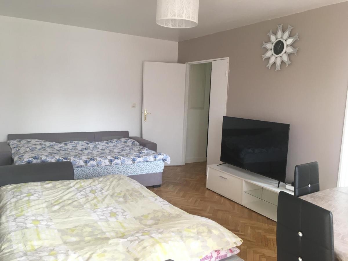 Appartement A Proximite De Disney De Val D Europe Montévrain Eksteriør bilde